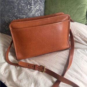 1989 Coach Swagger Bag in British Tan